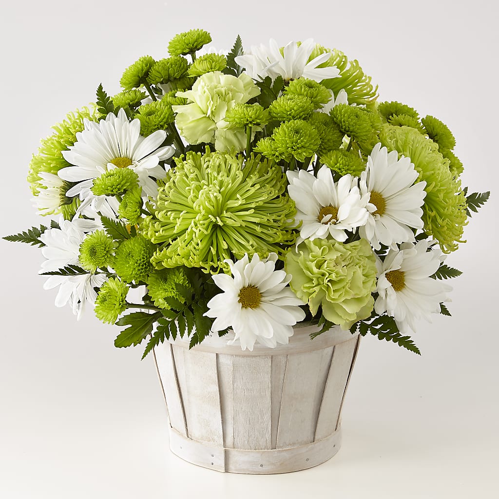 Lucky Charm Basket (Standard) – Unique Flowers And Wedding, Dania Beach FL