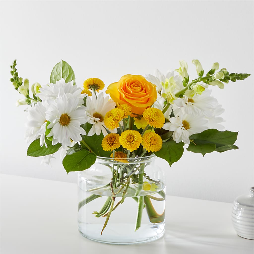 Sun Salutation Bouquet – Unique Flowers And Wedding, Dania Beach FL