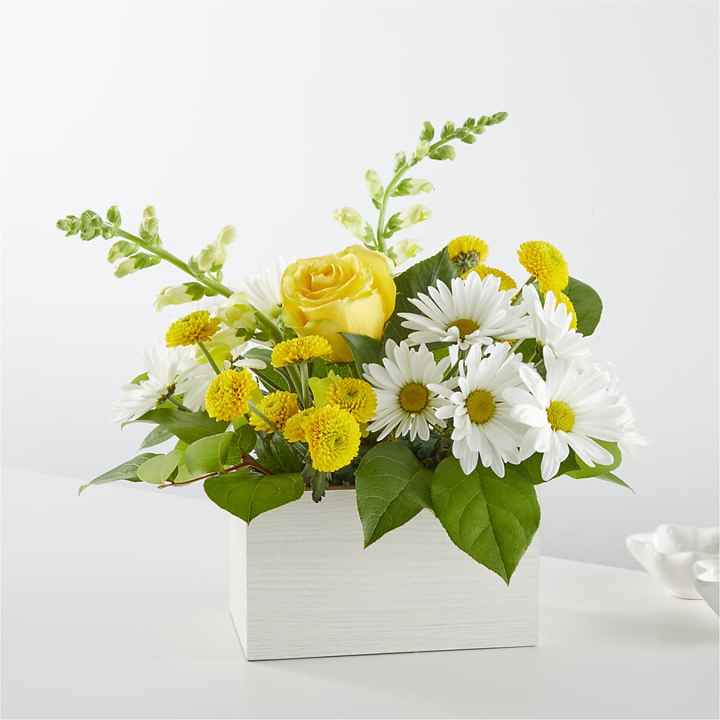 Sun Salutation Box Bouquet – Unique Flowers And Wedding, Dania Beach FL
