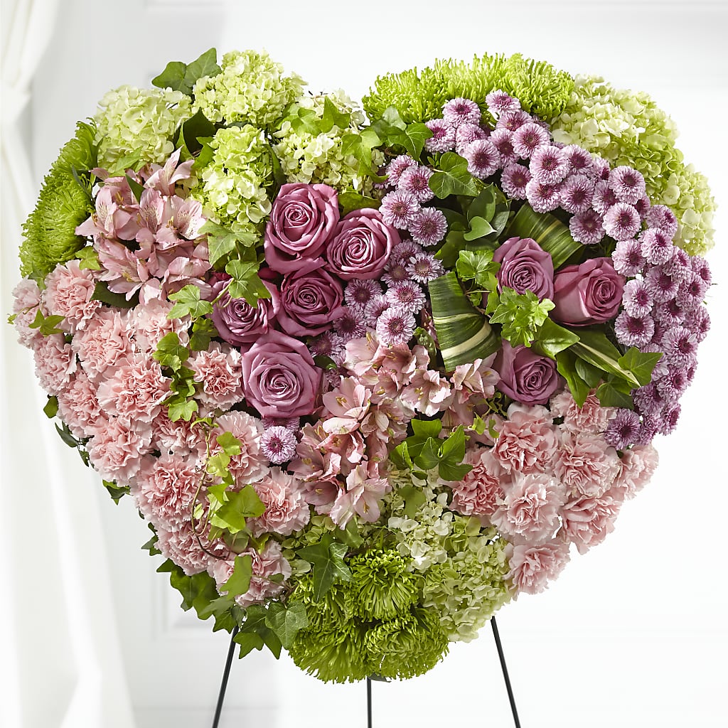 Heartwarming Standing Heart – Unique Flowers And Wedding, Dania Beach FL