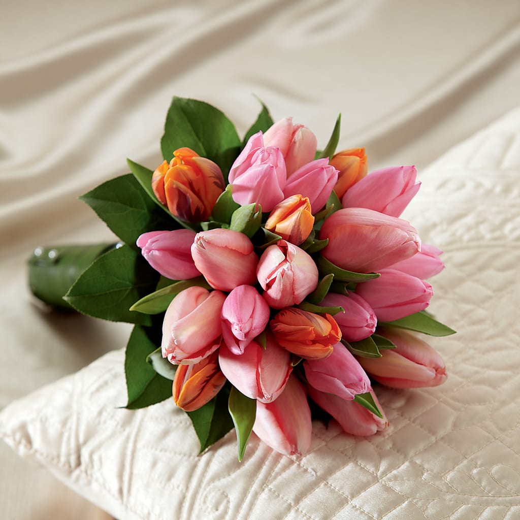 Embraceable Bouquet – Unique Flowers And Wedding, Dania Beach FL