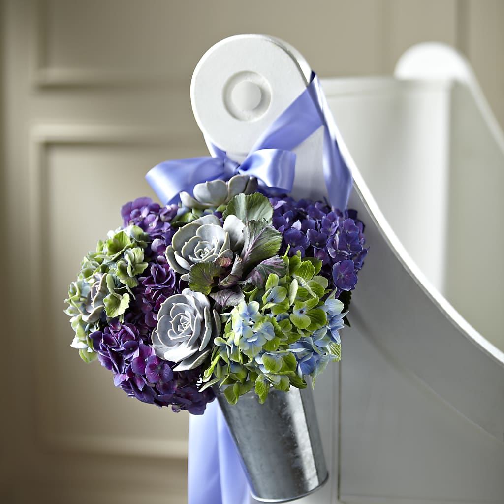 Declaration Pew Décor – Unique Flowers And Wedding, Dania Beach FL