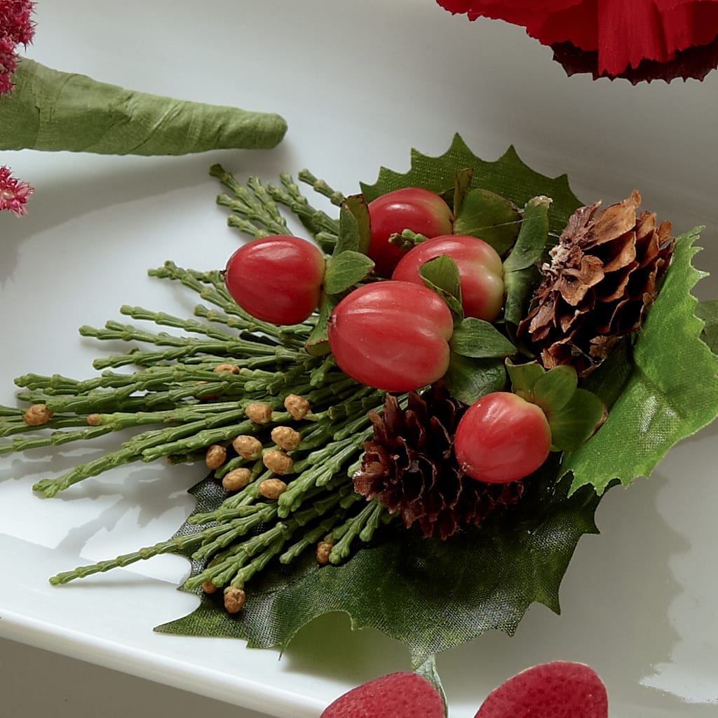 Red Berry Boutonniere – Unique Flowers And Wedding, Dania Beach FL