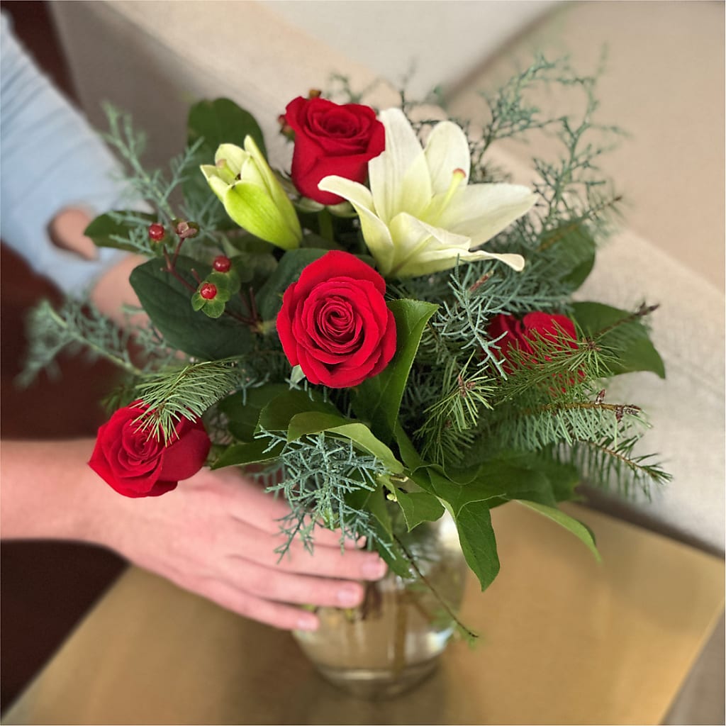 Glittering Lights Bouquet –  Unique Flowers And Wedding, Dania Beach FL