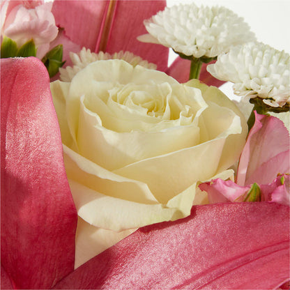 Piece of Cake Bouquet –  Unique Flowers And Wedding, Dania Beach FL