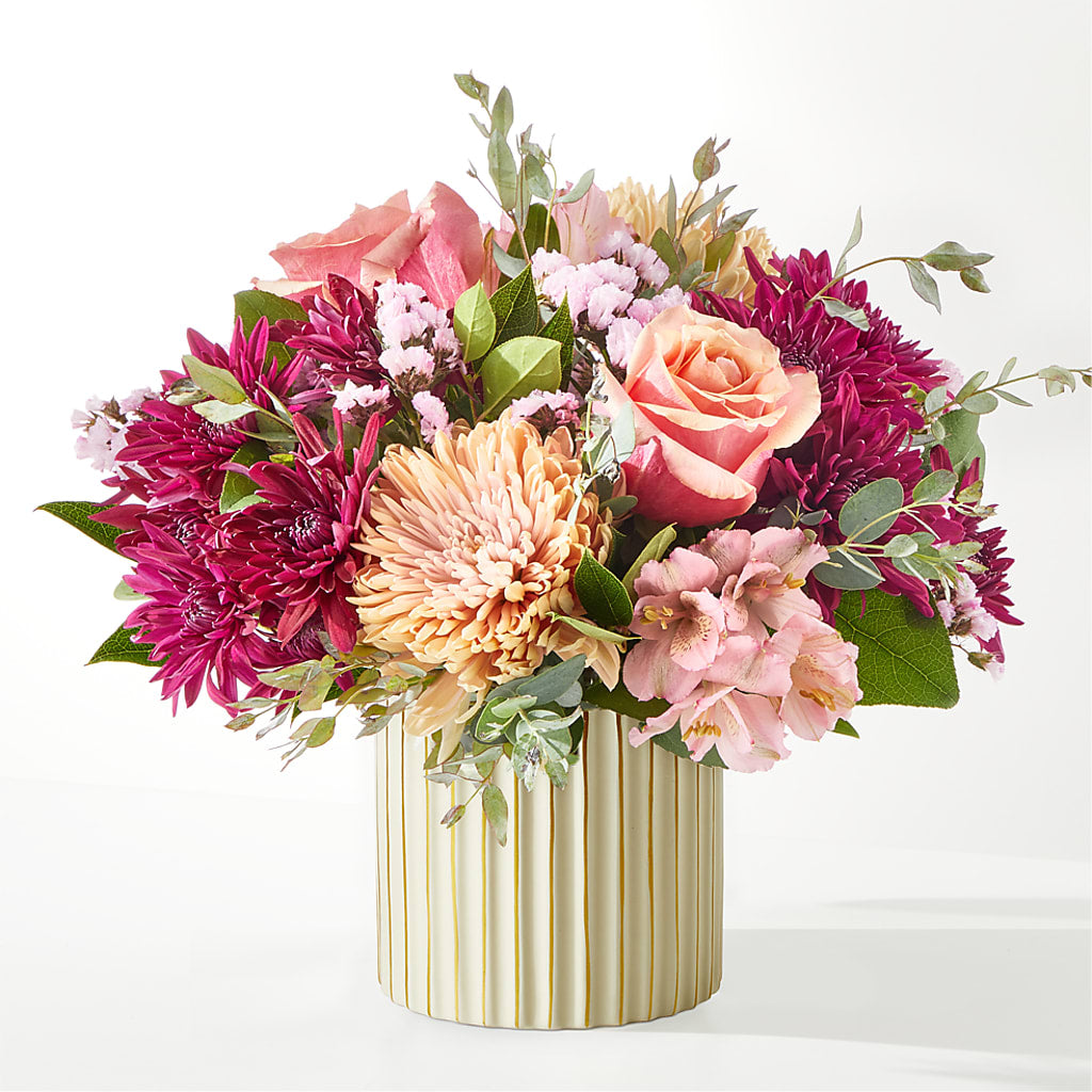 Berry Cobbler Bouquet with Ivory Vase –  Unique Flowers And Wedding, Dania Beach FL