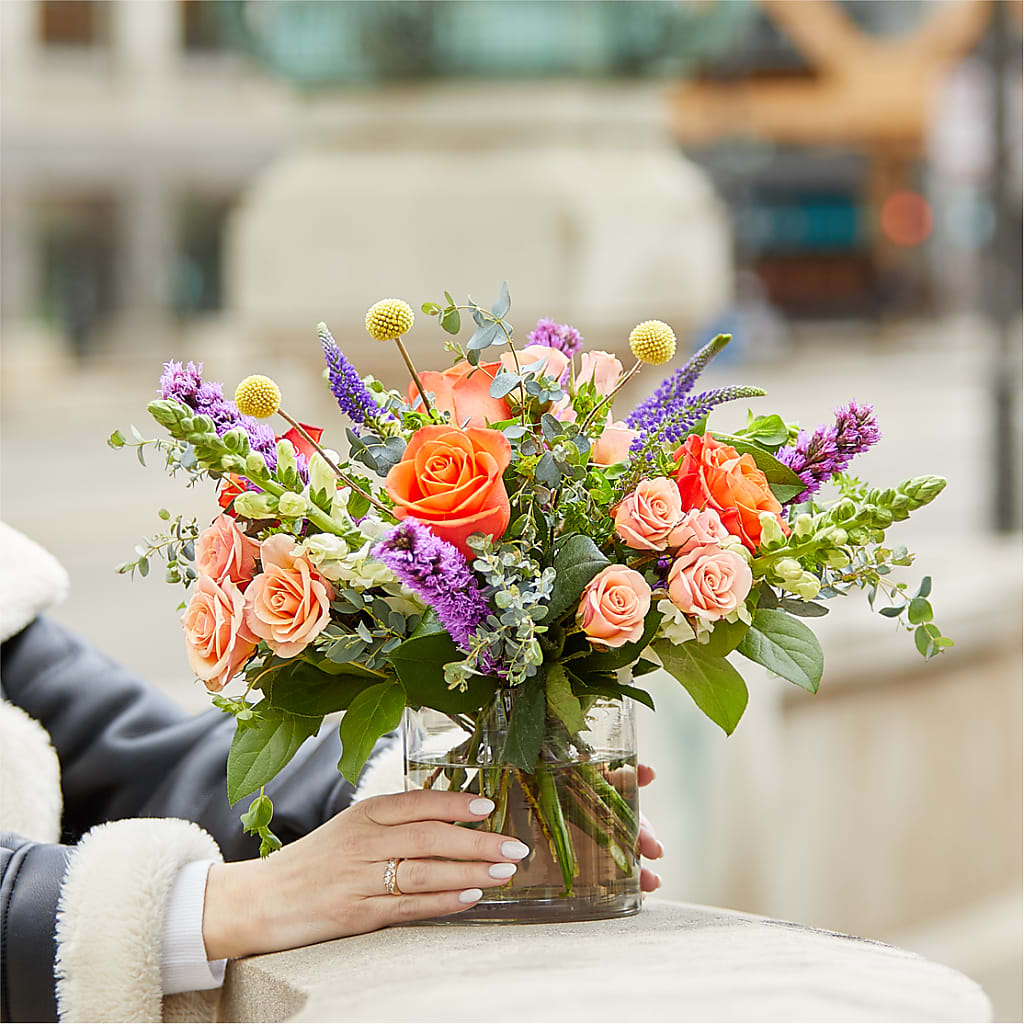 The Standout Bouquet –  Unique Flowers And Wedding, Dania Beach FL