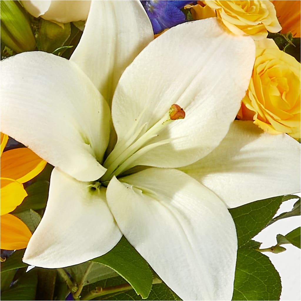 Wonderfully Sunny Bouquet –  Unique Flowers And Wedding, Dania Beach FL