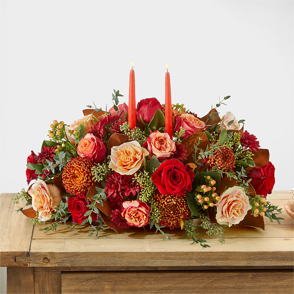 Gather Near Centerpiece –  Unique Flowers And Wedding, Dania Beach FL