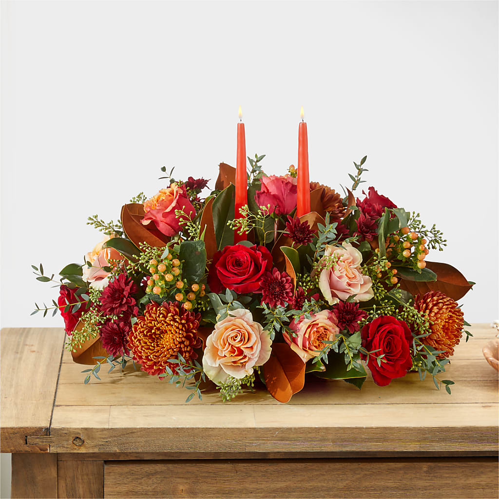 Gather Near Centerpiece –  Unique Flowers And Wedding, Dania Beach FL