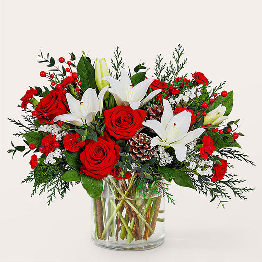 Best in Snow Bouquet –  Unique Flowers And Wedding, Dania Beach FL